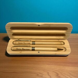 Boîte en bois avec 2 Stylo Personnalisable